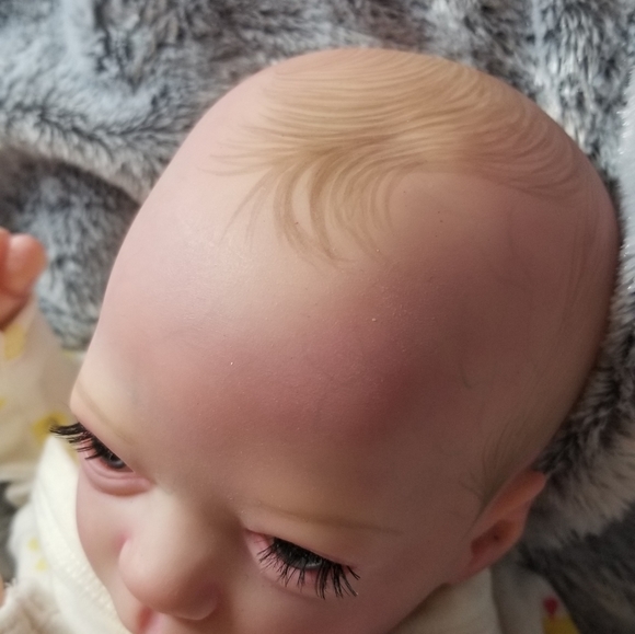 Real born Ashley with COA - Picture 2 of 4